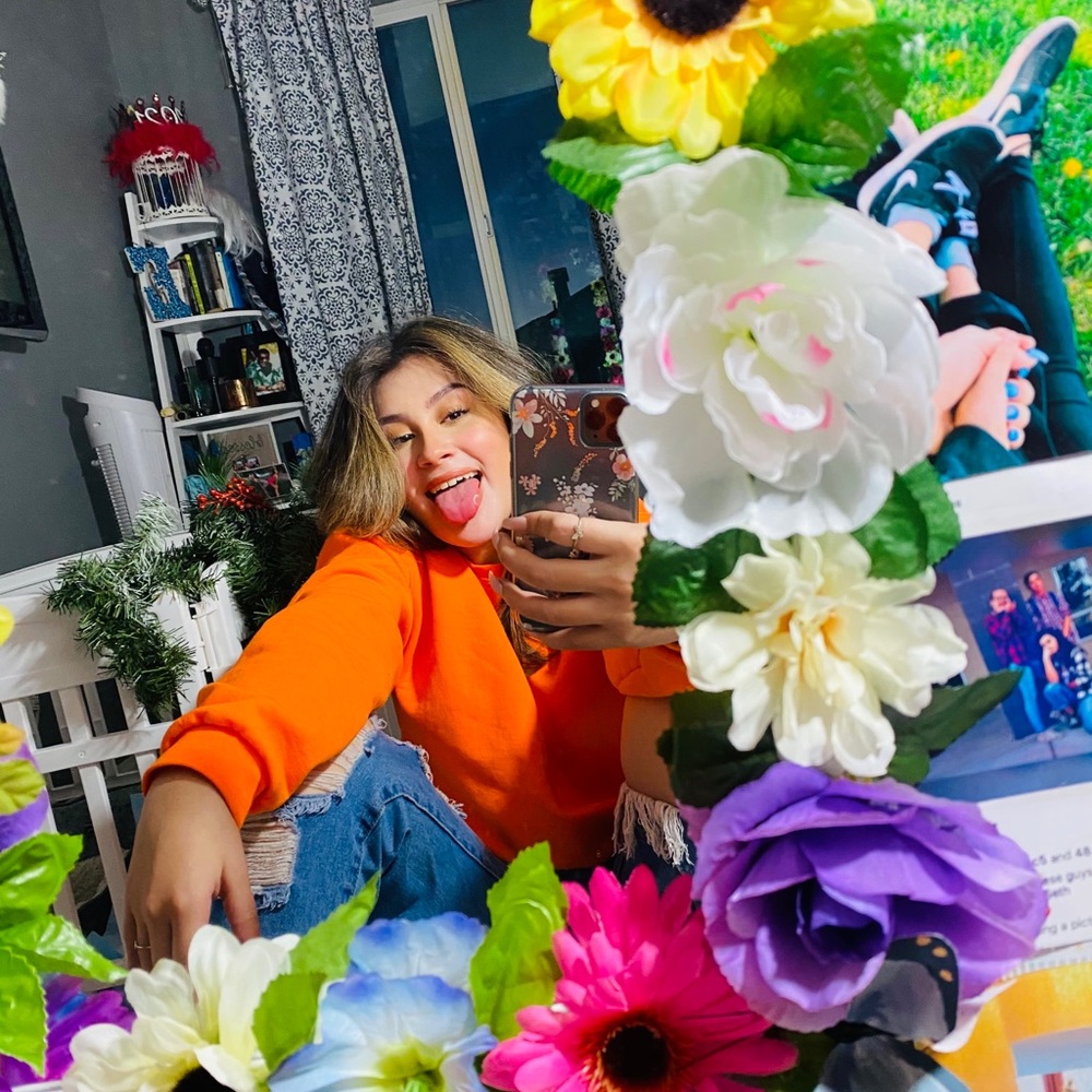 Meet your Posher, Ebonqiue